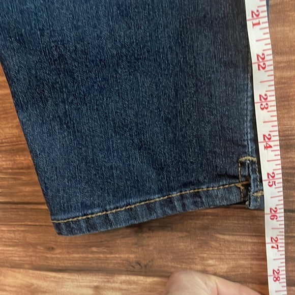 Jean capris - Picture 6 of 6